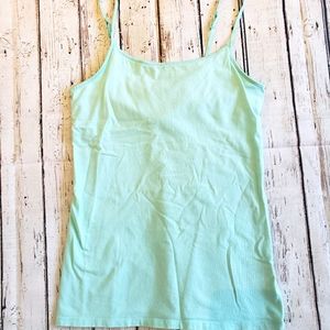 🌺 4/$20 Mossimo built in bra tank size small